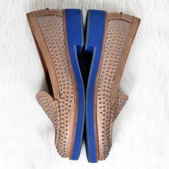 Jeffrey Campbell Tan Leather Silver Studded Blue Sole Slip On Chunky Loafer Flat - Picture 8 of 14